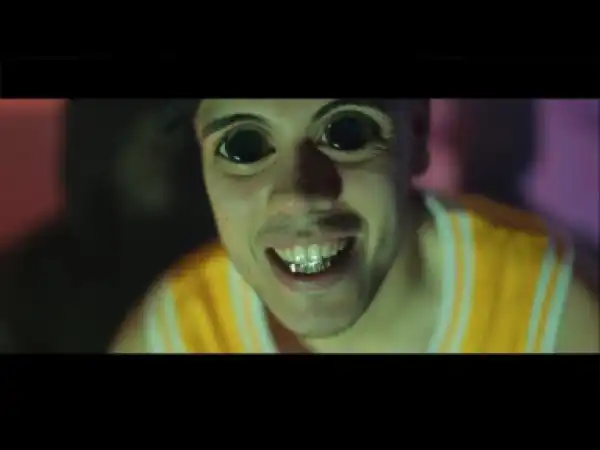 Video: Rob Twizz - Looking At Me Funny